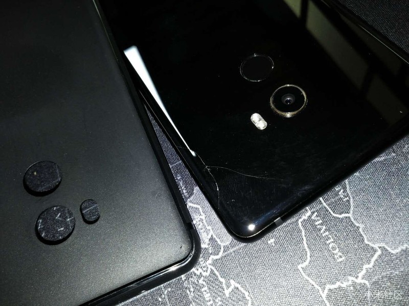 cao 小米什么质量啊 刚买的MIX2 号称坚硬的陶瓷后盖裂了 一直带套