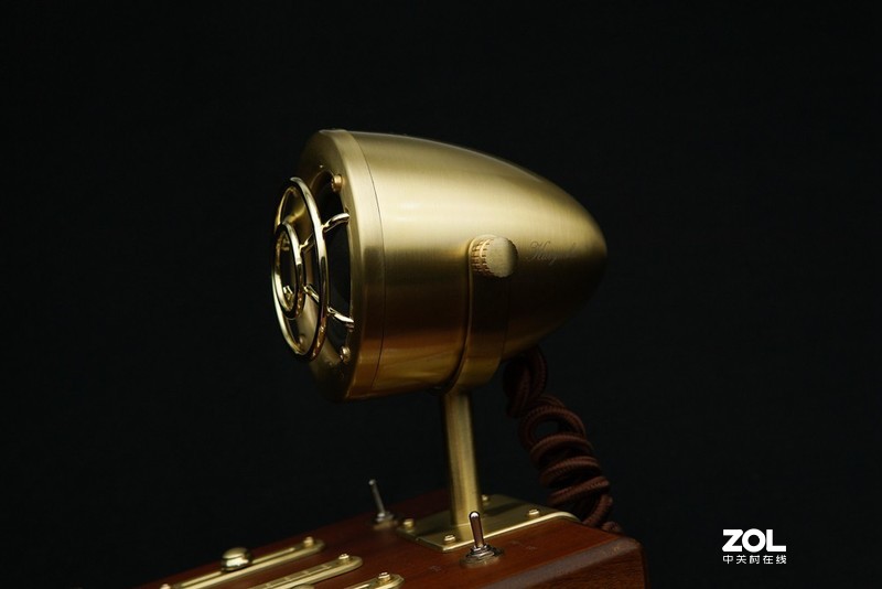 极致复古 内外兼修 巫喀秋莎HiFi桌面蓝牙音箱体验评测