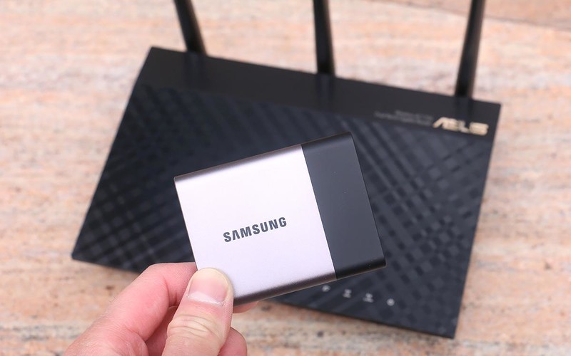 经典升级，华硕 AC66U B1 无线路由器开箱小晒！