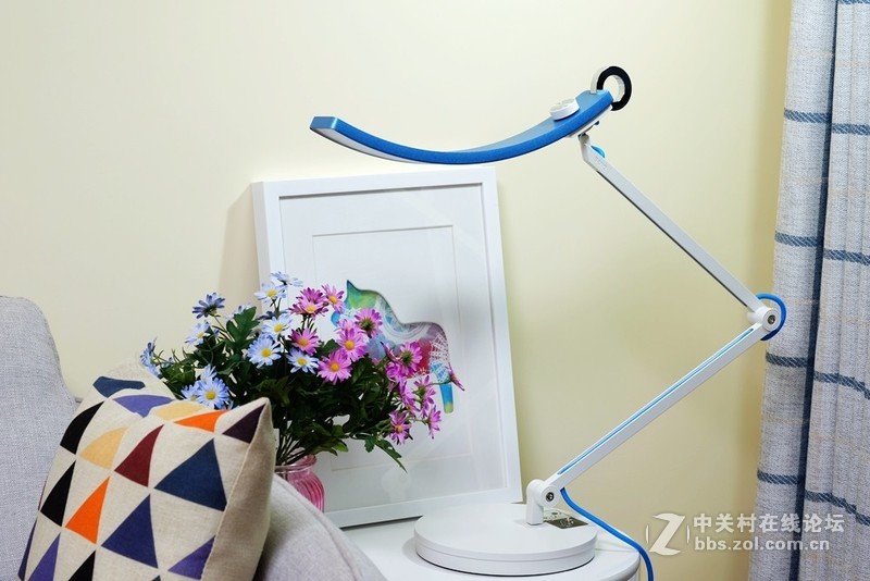 ＃你，需要一盏智慧的灯＃高颜值、巧心思的设计，明基WiT外观品鉴