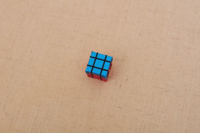 小巧精致的60键RGB键盘，iQunix F60键盘 & ZOMO空投箱键帽小晒