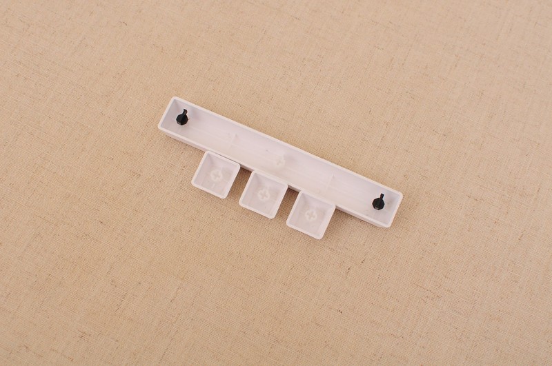 小巧精致的60键RGB键盘，iQunix F60键盘 & ZOMO空投箱键帽小晒