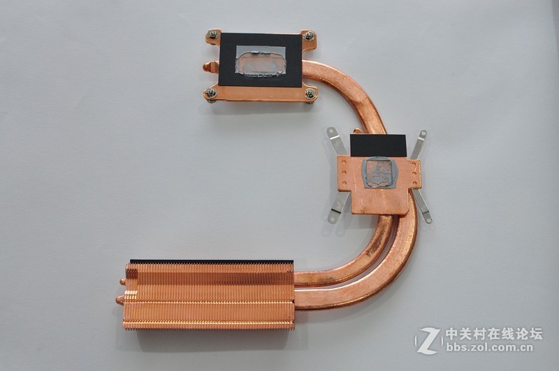 GIGABYTE P17F V3 内部介绍与拆装散热器教学