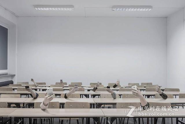 #今日话题#如果这世界只剩下手机