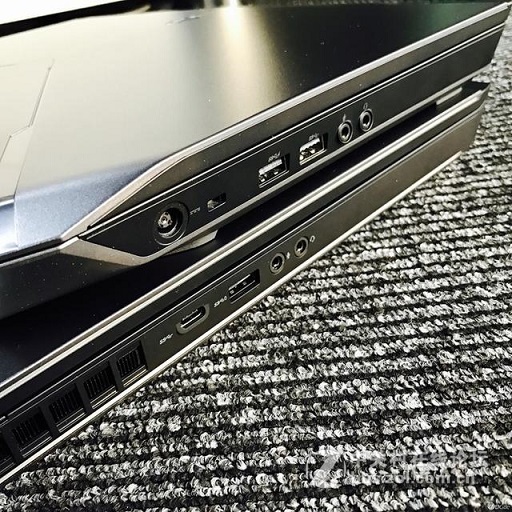 入世出格化险为迷，顶配 New Alienware 17 与 15 R2 对比