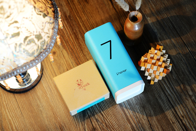 #耳机#新手机居然不配耳机，给荣耀7入了声宴双动圈HIFI小塞子