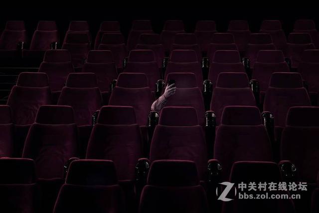 #今日话题#如果这世界只剩下手机