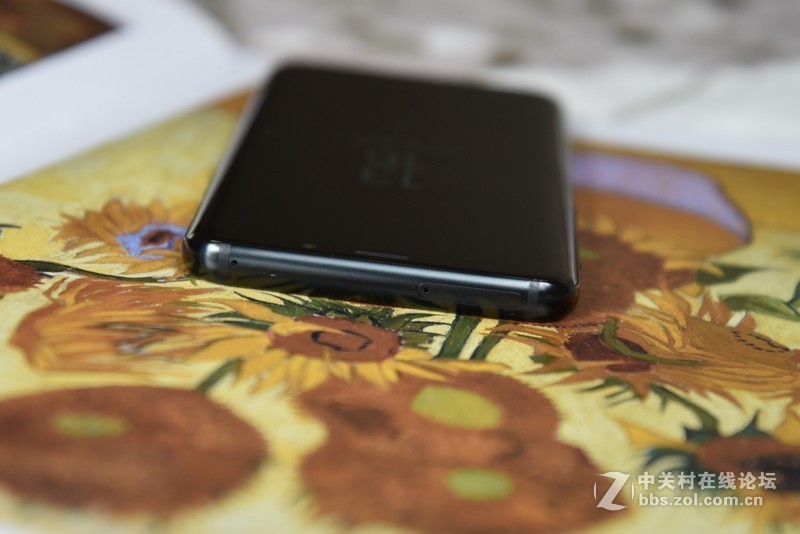 精致是与生俱来的气质！星空体育平台Galaxy S9+外观鉴赏