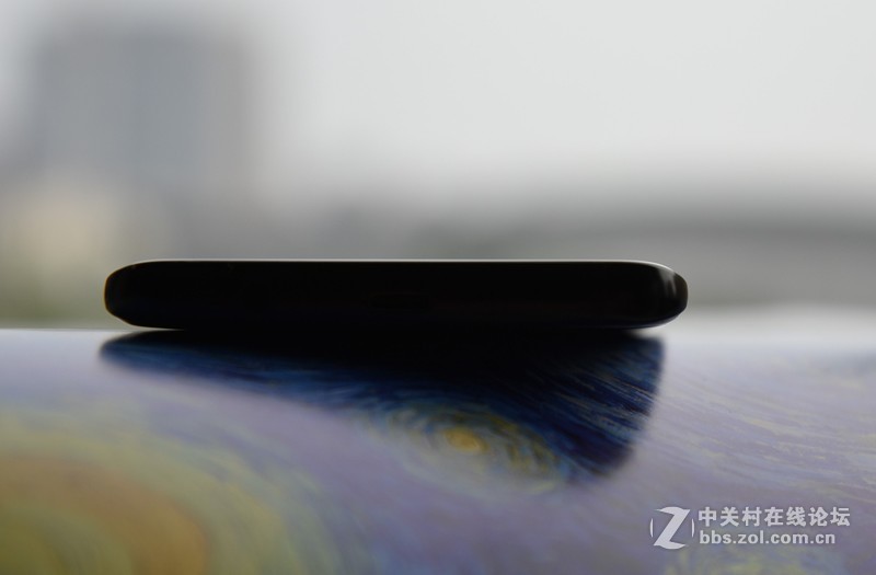 精致是与生俱来的气质！星空体育平台Galaxy S9+外观鉴赏