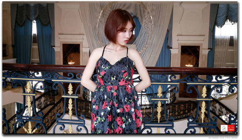 凡尔赛倩影 星空体育平台GT-i9082i