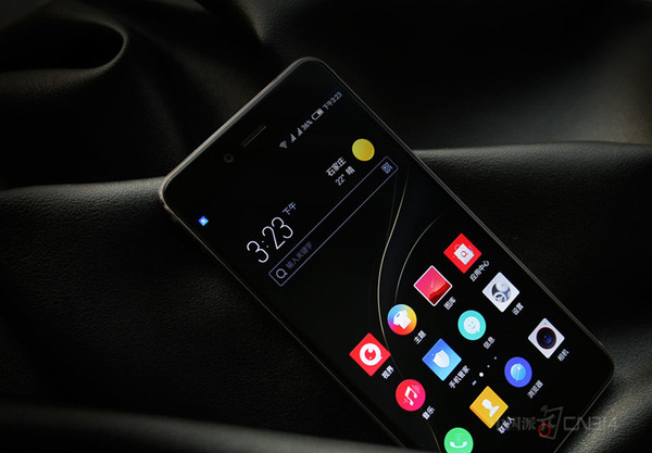 努比亚z11minis上手性能强劲亮点突出