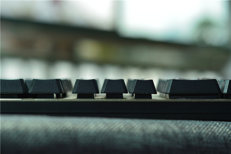 无光轴不游戏，血手幽灵B840光轴机械键盘评测