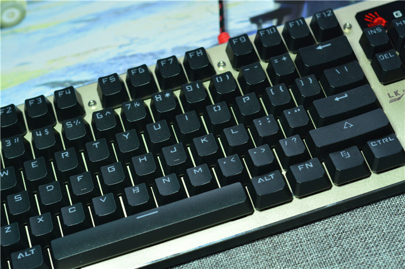 无光轴不游戏，血手幽灵B840光轴机械键盘评测