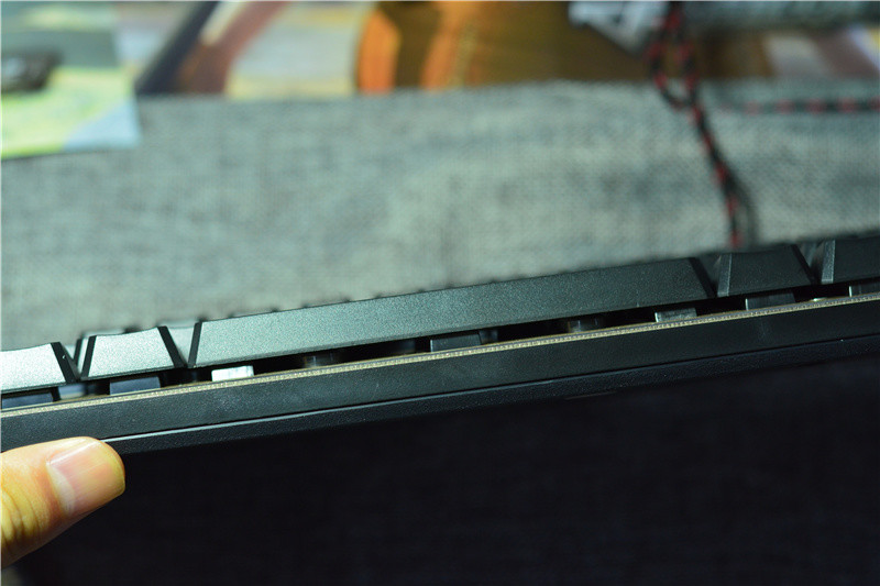 无光轴不游戏，血手幽灵B840光轴机械键盘评测