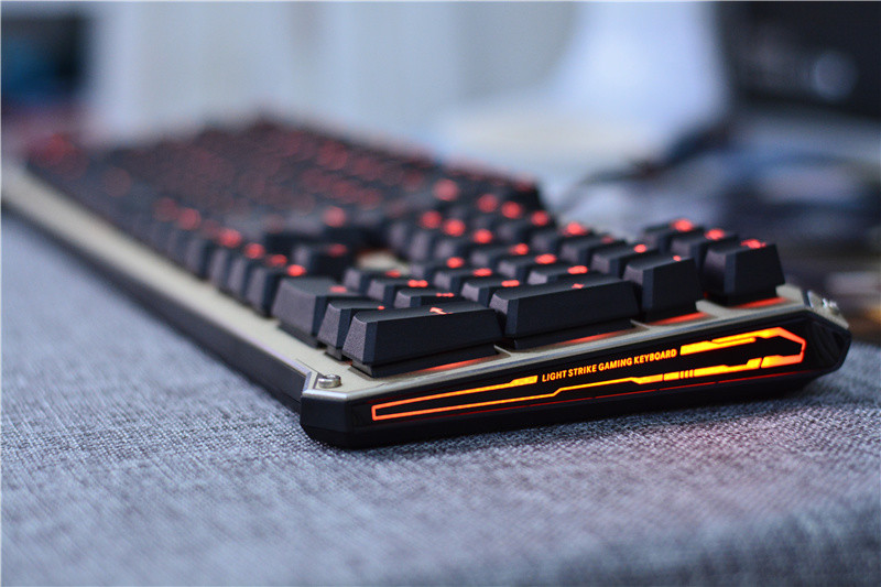 无光轴不游戏，血手幽灵B840光轴机械键盘评测