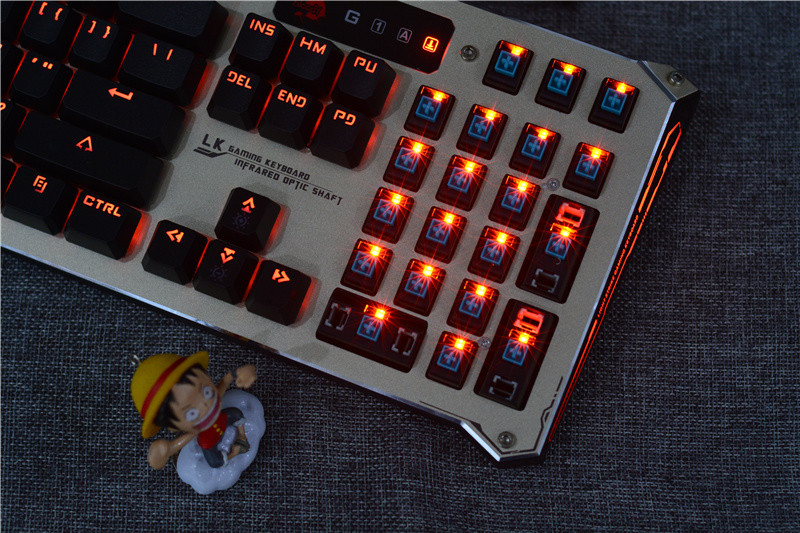 无光轴不游戏，血手幽灵B840光轴机械键盘评测