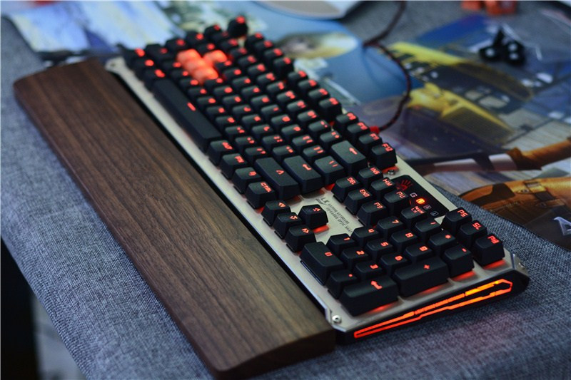 无光轴不游戏，血手幽灵B840光轴机械键盘评测