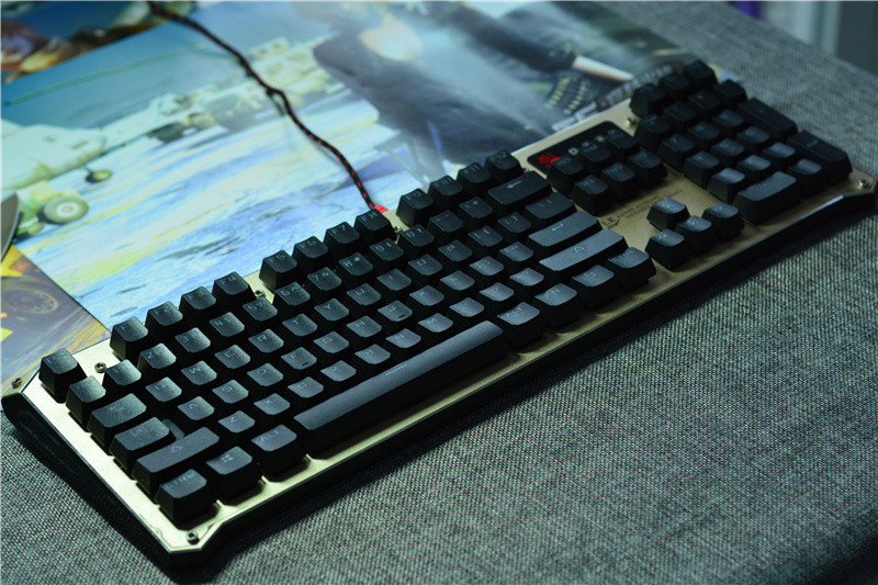 无光轴不游戏，血手幽灵B840光轴机械键盘评测