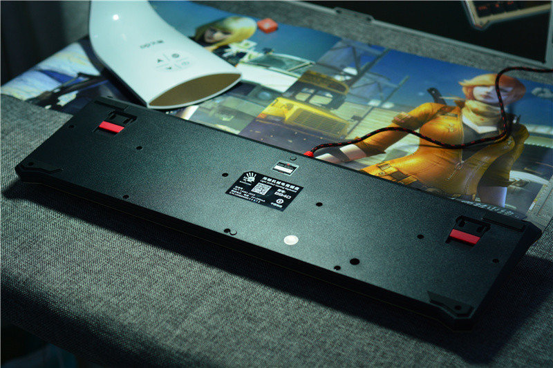 无光轴不游戏，血手幽灵B840光轴机械键盘评测