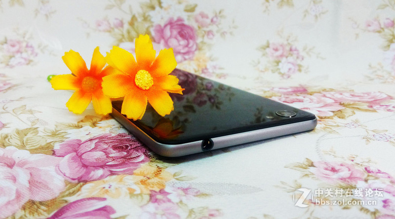 #最美双城记，X5Pro极夜黑试用#薇妹纸亲测附视频【顺滑之感，让眼睛和指尖一起体验】