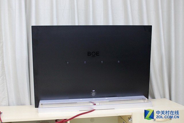 极简外观：简单线条烘托艺术感