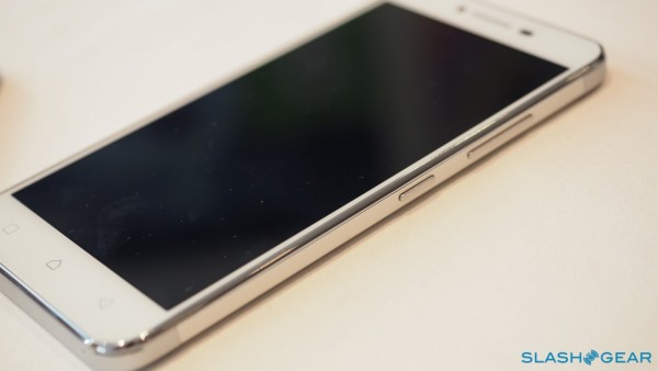 联想发布K5、K5 Plus：5寸千元新机