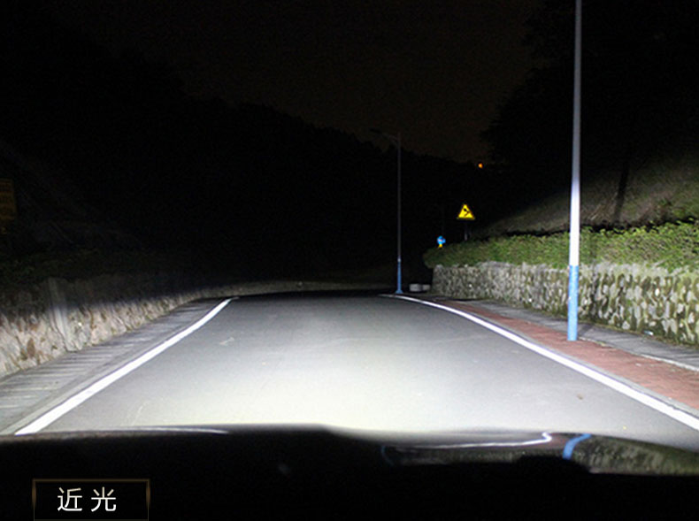 斯柯达昕锐大灯总成，改装双光透镜、天使眼、氙气灯、日行灯