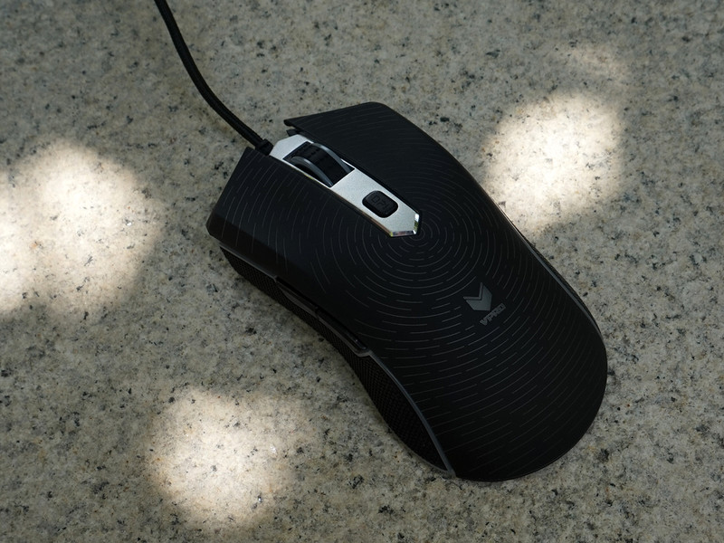 流光溢彩浩瀚星空，雷柏V29S星空版