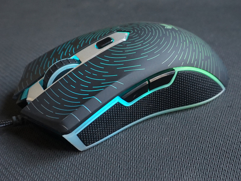 流光溢彩浩瀚星空，雷柏V29S星空版