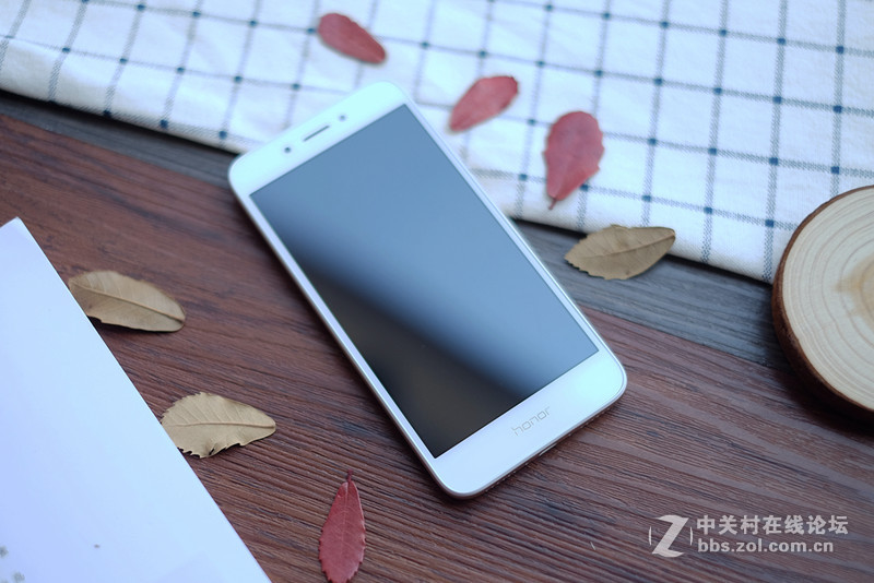 【荣耀畅玩6A试用】荣耀畅玩6A深度体验：趁年轻，畅玩现在