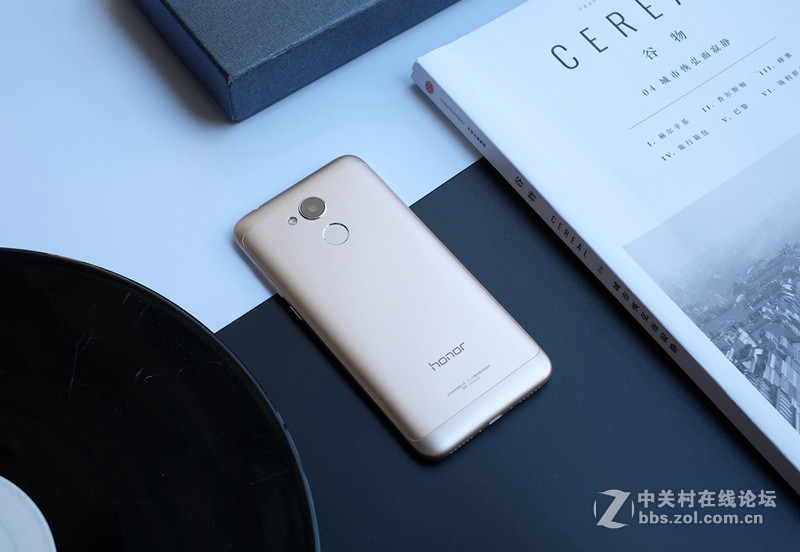 【荣耀畅玩6A试用】荣耀畅玩6A深度体验：趁年轻，畅玩现在