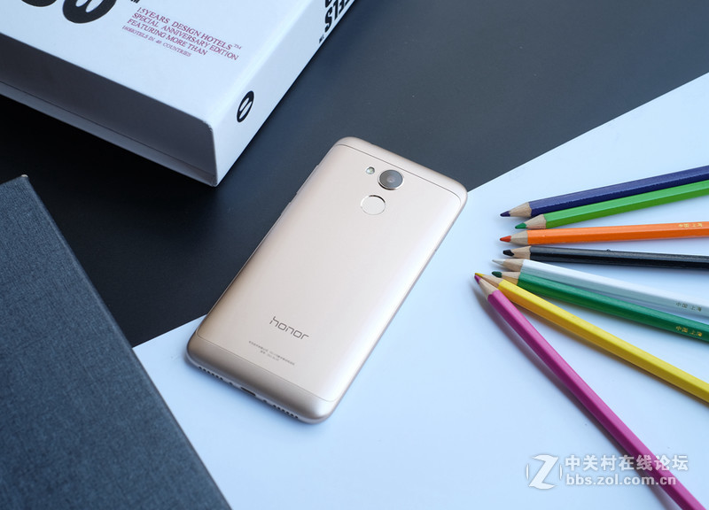 【荣耀畅玩6A试用】荣耀畅玩6A深度体验：趁年轻，畅玩现在