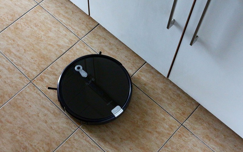 懒人的福利，智能好帮手 你不可错过的ILIFE智意扫地机器人