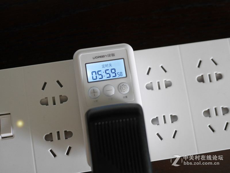 生活时间小帮手——绿联智能定时插座评测