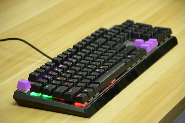 终于有一款懂游戏更懂音乐的键盘 酷冷MK750