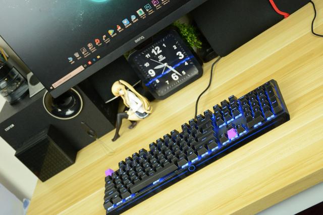 终于有一款懂游戏更懂音乐的键盘 酷冷MK750