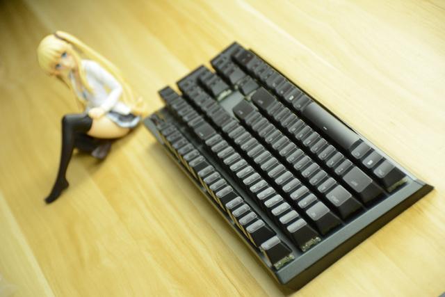 终于有一款懂游戏更懂音乐的键盘 酷冷MK750