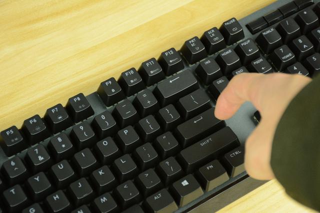 终于有一款懂游戏更懂音乐的键盘 酷冷MK750