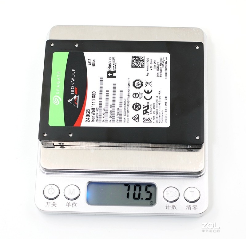 让NAS插上腾飞的翅膀——希捷酷狼IronWolf 110 SSD