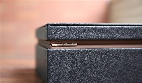 土豪机！价值25888元的8848钛金手机M4开箱图赏