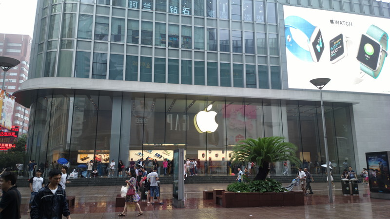 【诺基亚808】上海南京东路的苹果专卖店