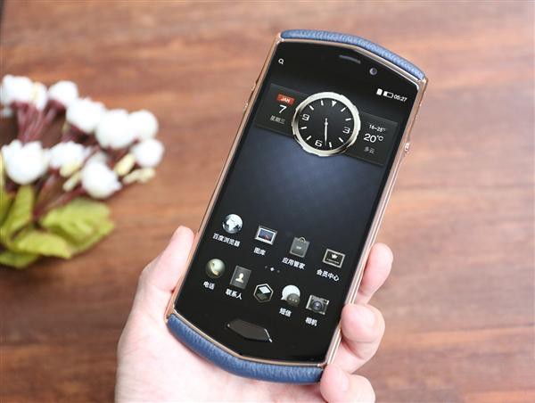 土豪机！价值25888元的8848钛金手机M4开箱图赏