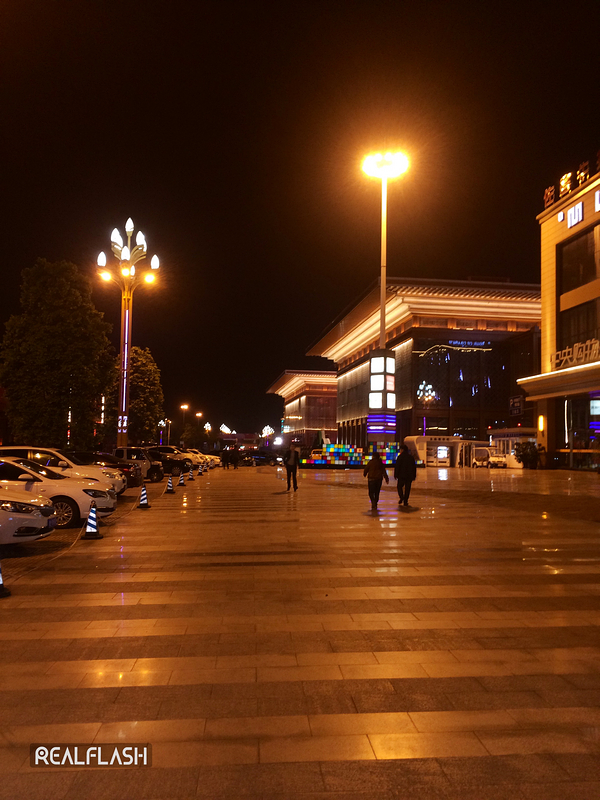 “超亮同步闪光灯”（iphone版） Realflash闪光灯 操作及简单试拍