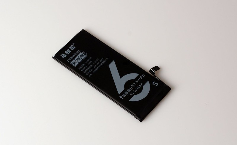 本以为只能报废的iPhone6s 换个电池是不是还能再战三年？