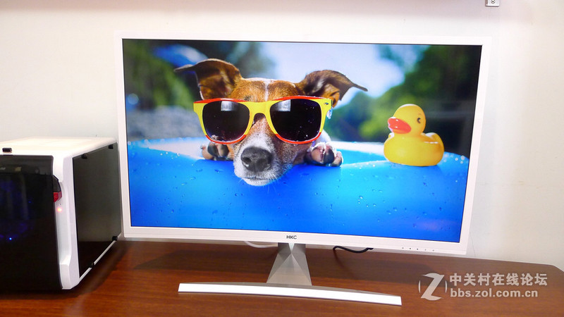 桌面大屏实力派，HKC C320曲面显示器！