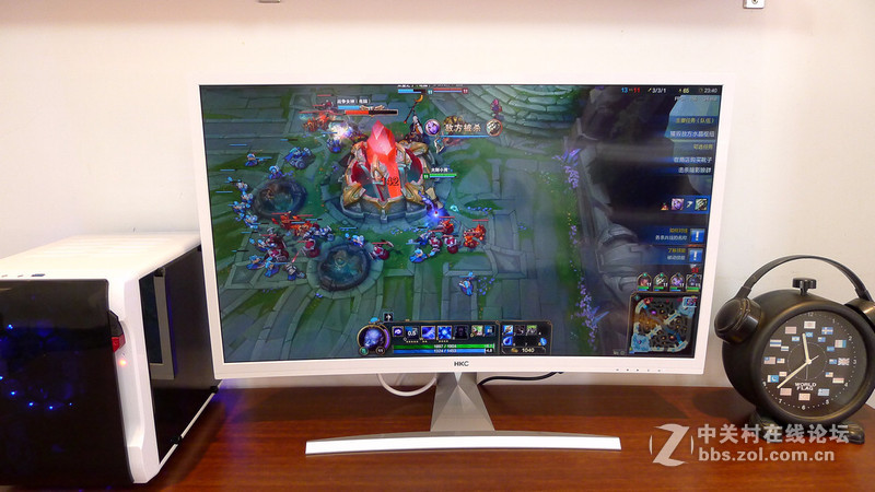 桌面大屏实力派，HKC C320曲面显示器！