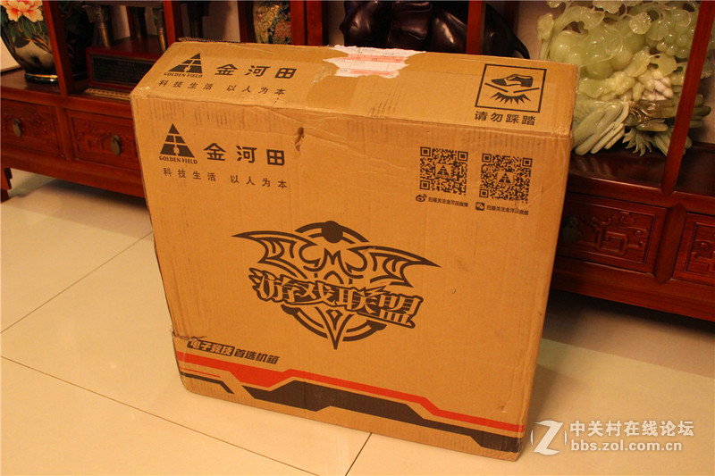 #一台有信仰的电竞水冷箱#“惊”喜开箱