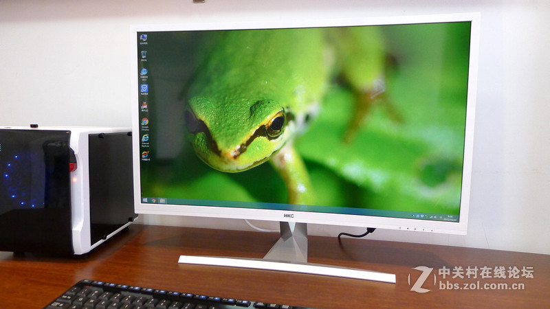 桌面大屏实力派，HKC C320曲面显示器！