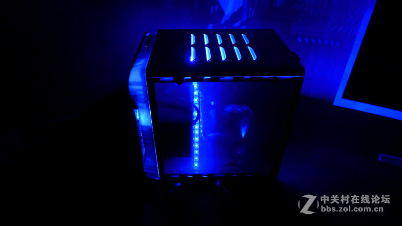 ICE甲壳虫II迷你机箱散热灯光小改造。。。