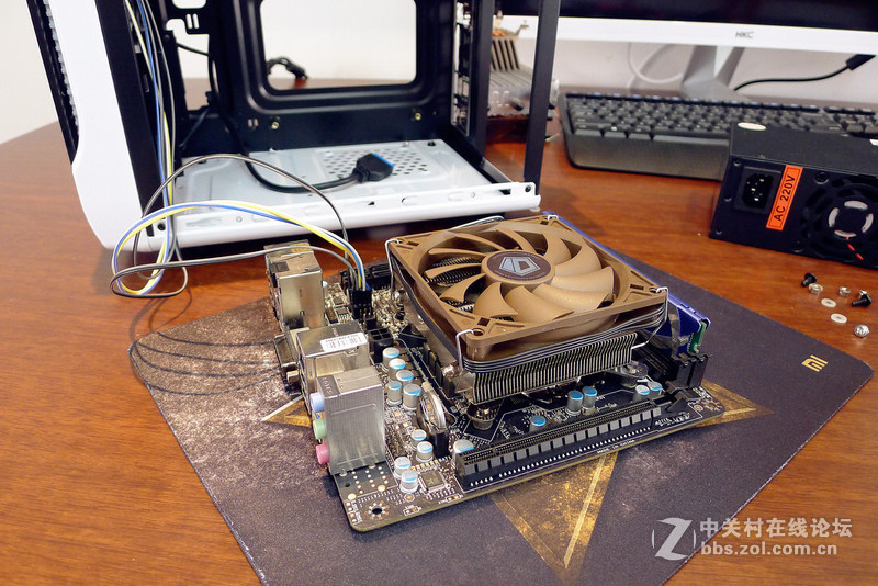 ICE甲壳虫II迷你机箱散热灯光小改造。。。